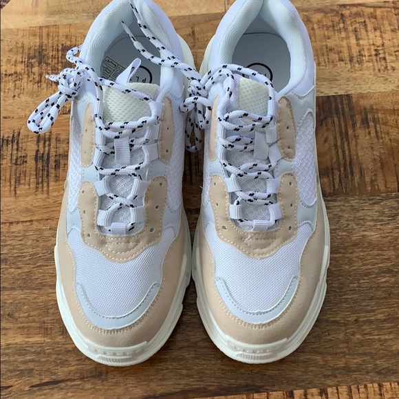 Pretty little things Chunky sneakers - Picture 4 of 6